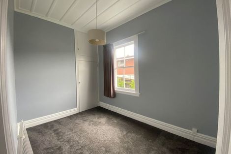 Photo of property in 2/8 Clare Place, Glenfield, Auckland, 0629