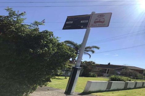 Photo of property in 2/205 Bucklands Beach Road, Bucklands Beach, Auckland, 2012