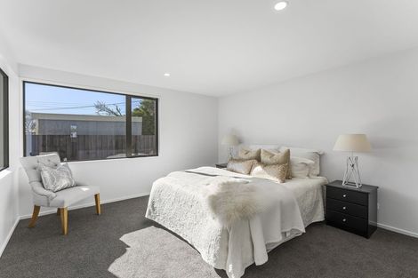 Photo of property in 2/36 Marriotts Road, North New Brighton, Christchurch, 8083