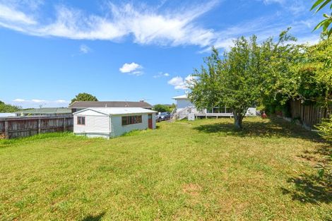 Photo of property in 6 Harmel Road, Glendene, Auckland, 0602