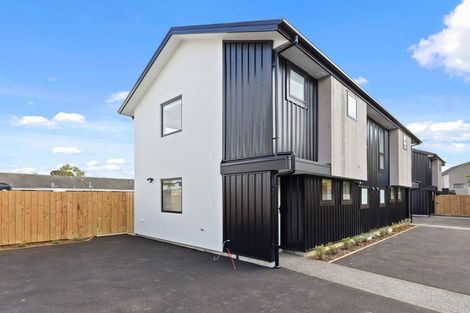Photo of property in 2/39 Heywood Terrace, Richmond, Christchurch, 8013