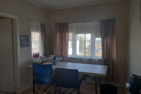 Photo of property in 1/44 View Road, Henderson, Auckland, 0612