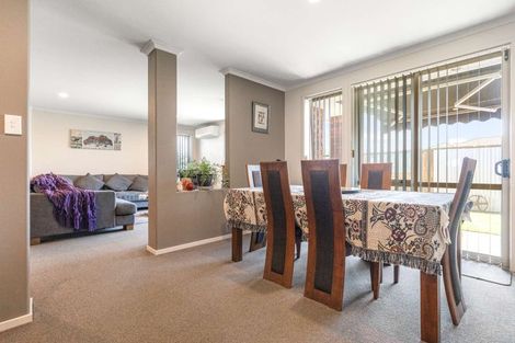 Photo of property in 99 Doncaster Drive, Papamoa Beach, Papamoa, 3118