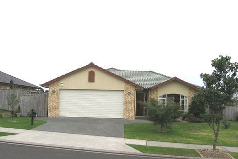 Photo of property in 30 Richfield Crescent, Westgate, Auckland, 0614