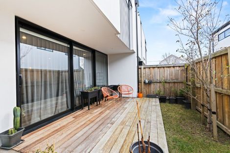 Photo of property in 2/10 Bishop Street, St Albans, Christchurch, 8014