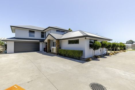 Photo of property in 22 Smith Street, Lepperton, New Plymouth, 4373