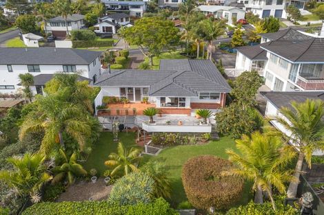 Photo of property in 3 Copperfield Terrace, Mellons Bay, Auckland, 2014