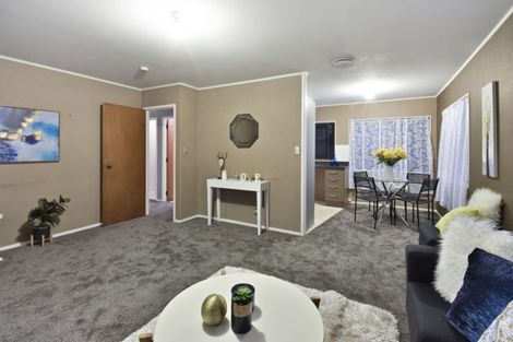 Photo of property in 2/22 Franklin Avenue, Papatoetoe, Auckland, 2024