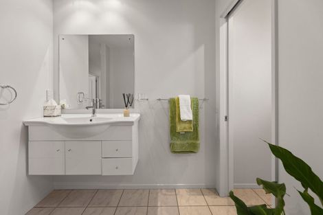 Photo of property in 67 Coolspring Way, Redwood, Christchurch, 8051