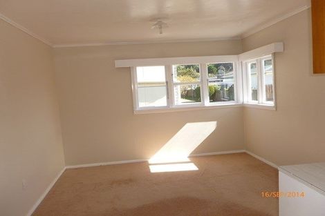 Photo of property in 1/12 Beauchamp Street, Tawa, Wellington, 5028