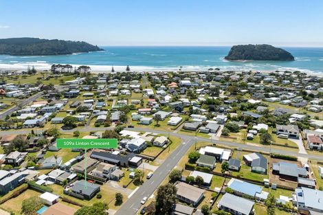 Photo of property in 109a Linton Crescent, Whangamata, 3620