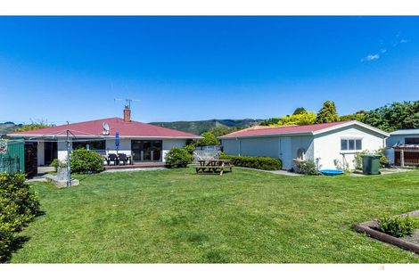 Photo of property in 3 Price Street, Waimate, 7924