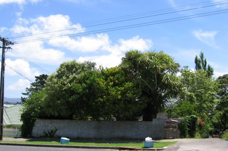 Photo of property in 9a Seaside Avenue, Waterview, Auckland, 1026