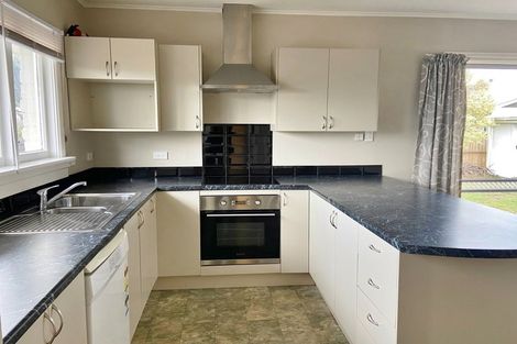 Photo of property in 52 Dunstan Crescent, Hornby, Christchurch, 8042