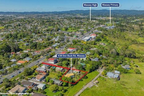 Photo of property in 438 Don Buck Road, Massey, Auckland, 0614
