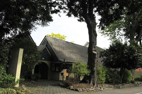 Photo of property in 207 Clyde Road, Burnside, Christchurch, 8053