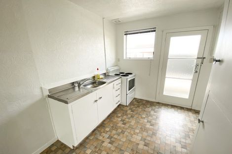 Photo of property in 2/574 Hereford Street, Linwood, Christchurch, 8011