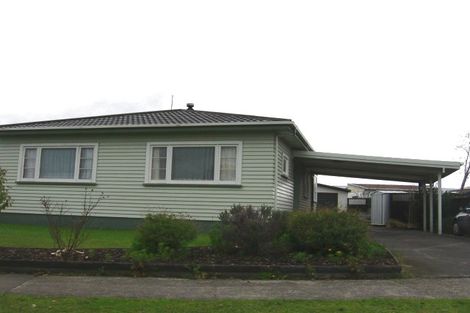 Photo of property in 15 Suzanne Grove, Kelvin Grove, Palmerston North, 4414