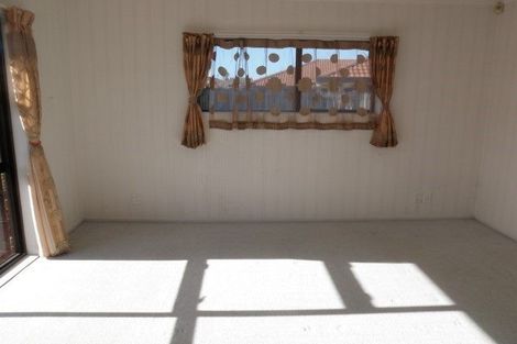 Photo of property in 14 Bob Charles Drive, Golflands, Auckland, 2013