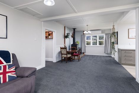 Photo of property in 6 Smith Street, Waimate, 7924