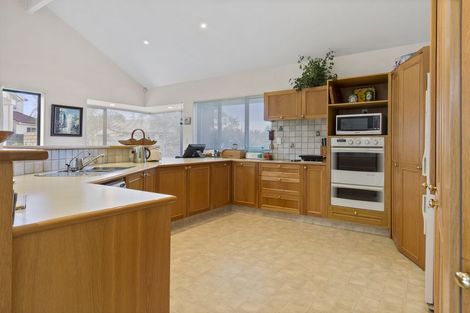 Photo of property in 28 Seychelles Drive, Papamoa Beach, Papamoa, 3118