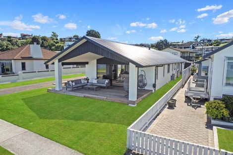 Photo of property in 32 The Esplanade, Omokoroa, 3114