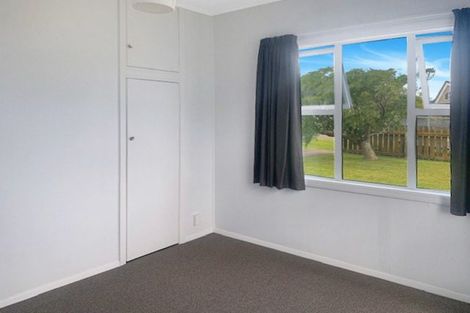 Photo of property in 27 Roore Street, Foxton Beach, Foxton, 4815