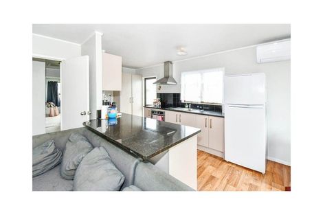 Photo of property in 1/24 Burundi Avenue, Clendon Park, Auckland, 2103
