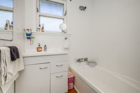 Photo of property in 8 Buller Crescent, Manurewa, Auckland, 2102