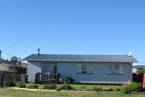 Photo of property in 9 Dodds Crescent, Otaki Beach, Otaki, 5512