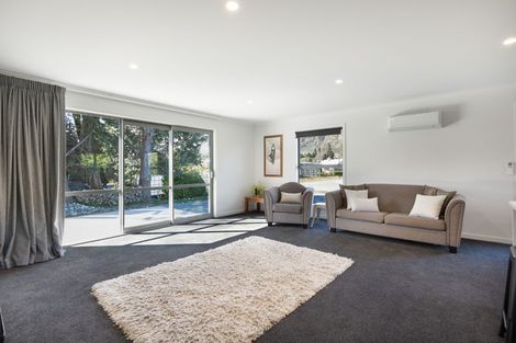 Photo of property in 43 Oxford Street, Kingston, Athol, 9793