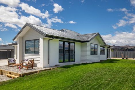 Photo of property in 10 Sequoia Close, Alexandra, 9320