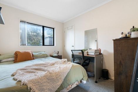 Photo of property in 9 Tussock Avenue, Mangere, Auckland, 2022