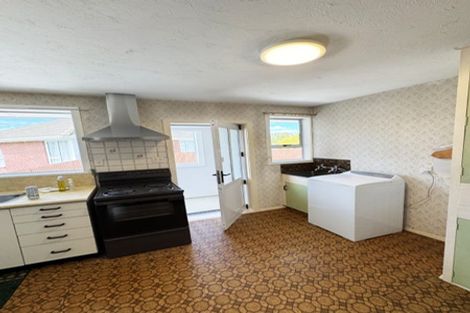 Photo of property in 16 Geelong Place, Burnside, Christchurch, 8053