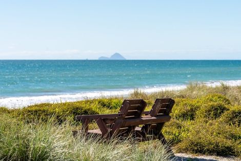 Photo of property in 65 Pukehina Parade, Pukehina, Te Puke, 3189