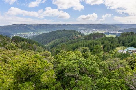 Photo of property in 72 Avro Road, Blue Mountains, Upper Hutt, 5371