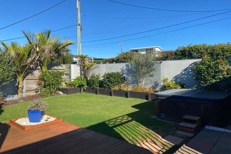 Photo of property in 1/67 Gulf View Road, Murrays Bay, Auckland, 0630
