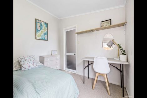 Photo of property in 37b Cobham Crescent, Kelston, Auckland, 0602