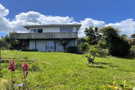 Photo of property in 104 Lantana Road, Green Bay, Auckland, 0604