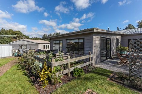 Photo of property in 6 Mauku Street, Mamaku, 3020