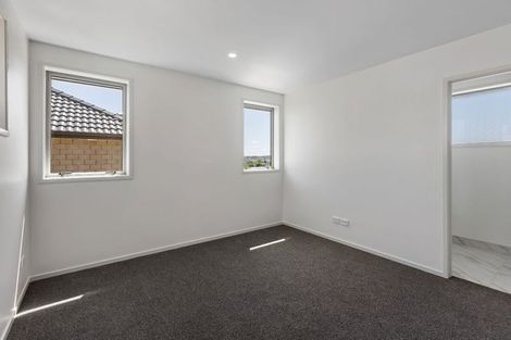 Photo of property in 47b Lynwood Road, New Lynn, Auckland, 0600