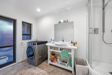 Photo of property in 379 Hobsonville Road, Hobsonville, Auckland, 0618