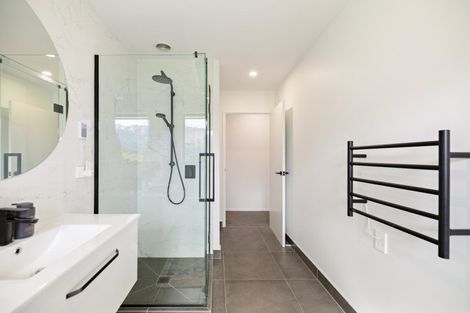 Photo of property in 86 Mountain View Road, Dalefield, Queenstown, 9371