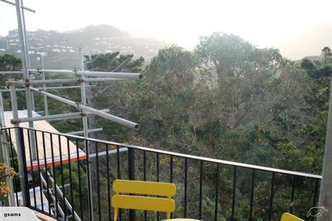 Photo of property in 132 Wadestown Road, Wadestown, Wellington, 6012