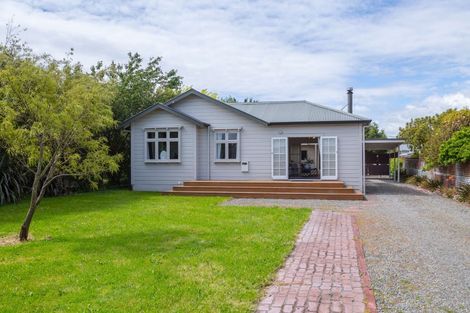 Photo of property in 65 Brandon Street, Featherston, 5710