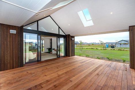 Photo of property in 37 Texel Crescent, West Melton, 7618