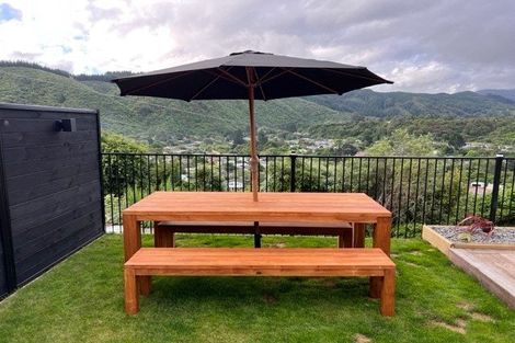 Photo of property in 38b Emerald Hill Drive, Birchville, Upper Hutt, 5018