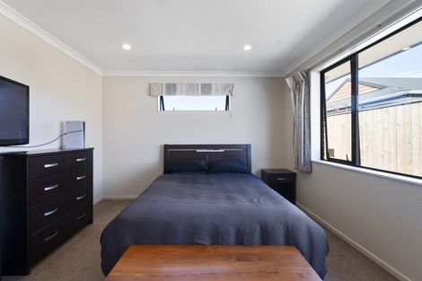 Photo of property in 42 Peter Hall Drive, Kelvin Grove, Palmerston North, 4414