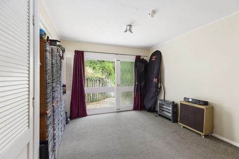 Photo of property in 32 Newport Terrace, Seatoun, Wellington, 6022