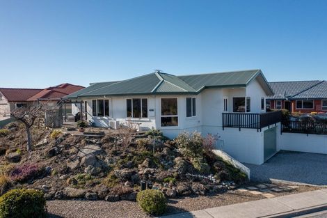 Photo of property in 6 Walnut Grove, Alexandra, 9320